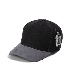 https://cdn.shopify.com/s/files/1/0683/3235/5887/files/Jean_Suede_Black_Grey.jpg?v=1769106865